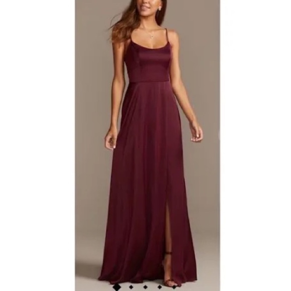 NWT size 6-Long Scoop Neck Spaghetti Strap Bridesmaids Dress in the color wine.